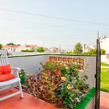 Villa Laurel House *