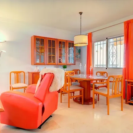 Villa Laurel House *