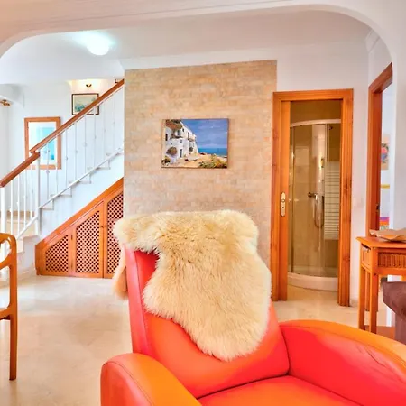 Laurel House Villa Nerja